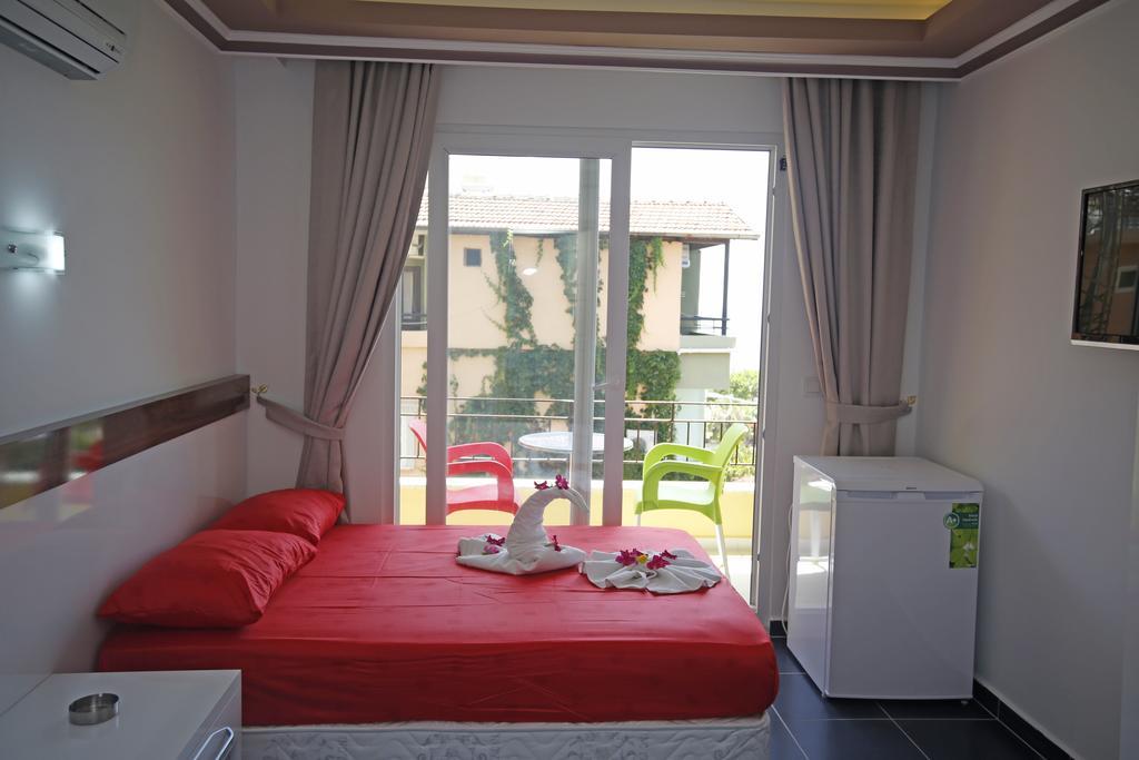 Ustun Apart Pansiyon Alanya Exteriör bild