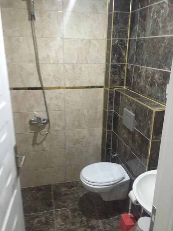 Ustun Apart Pansiyon Alanya Rum bild